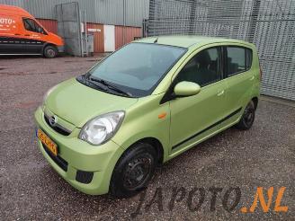 Daihatsu Cuore Cuore (L251/271/276), Hatchback, 2003 1.0 12V DVVT picture 1