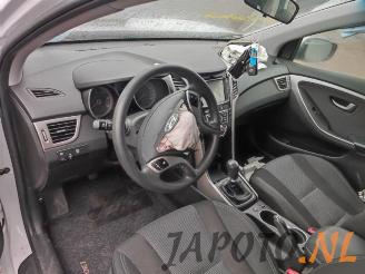 Hyundai I-30 i30 Wagon (GDHF5), Combi, 2012 1.6 CRDi Blue Drive 16V VGT picture 12