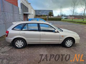 Mazda 323 323 Fastbreak (BJ14), Hatchback, 1998 / 2004 1.6 16V picture 5