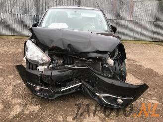 Mitsubishi Space-star Space Star (A0), Hatchback, 2012 1.0 12V picture 8