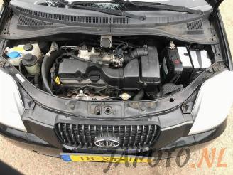 Kia Picanto Picanto (BA), Hatchback, 2004 / 2011 1.0 12V picture 16