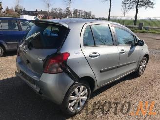 Toyota Yaris Yaris II (P9), Hatchback, 2005 / 2014 1.3 16V VVT-i picture 4