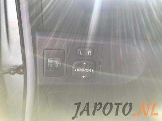 Toyota Yaris Yaris II (P9), Hatchback, 2005 / 2014 1.3 16V VVT-i picture 11