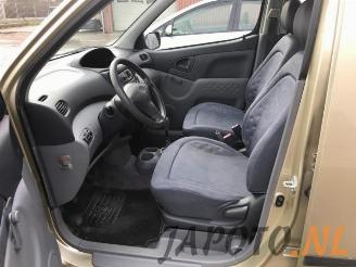 Toyota Yaris-verso Yaris Verso (P2), MPV, 1999 / 2005 1.3 16V picture 9