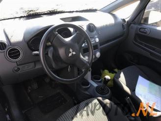 Mitsubishi Colt Colt (Z2/Z3), Hatchback, 2004 / 2012 1.3 16V picture 9