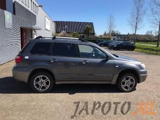 Mitsubishi Outlander Outlander (CU), SUV, 2001 / 2007 2.0 16V 4x2 picture 6