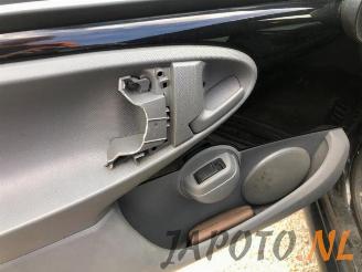 Toyota Aygo Aygo (B10), Hatchback, 2005 / 2014 1.0 12V VVT-i picture 11