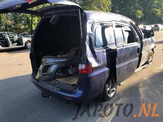 Hyundai H-200 H-1/H-200, Van, 1997 / 2008 2.5 CRDi Powervan picture 4