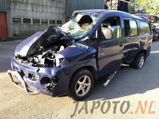 Vrakbiler auto Hyundai H-200 H-1/H-200, Van, 1997 / 2008 2.5 CRDi Powervan 2004/5