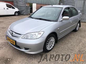 Dezmembrări autoturisme Honda Civic Civic (ES), Sedan, 2000 / 2005 1.3 16V VTEC-i IMA 2004/7