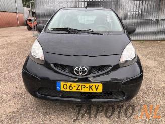 Toyota Aygo Aygo (B10), Hatchback, 2005 / 2014 1.0 12V VVT-i picture 2