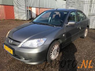 Salvage car Honda Civic Civic (ES), Sedan, 2000 / 2005 1.3 16V VTEC-i IMA 2004/5