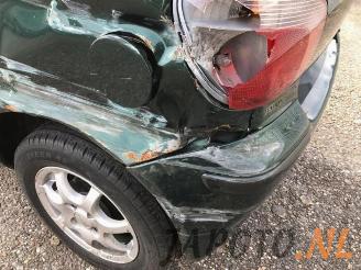 Toyota Yaris Yaris (P1), Hatchback, 1999 / 2005 1.0 16V VVT-i picture 17