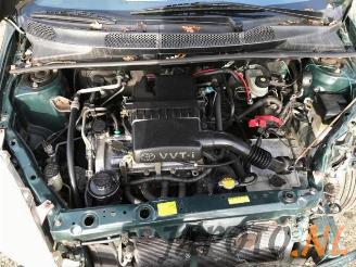 Toyota Yaris Yaris (P1), Hatchback, 1999 / 2005 1.0 16V VVT-i picture 12