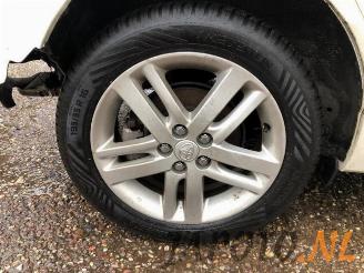 Toyota Verso S Verso S, MPV, 2010 / 2016 1.33 16V Dual VVT-I picture 9