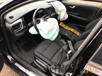 Kia Rio Rio IV (YB), Hatchback, 2017 1.0i T-GDi 100 12V picture 9