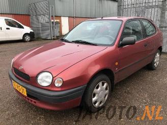 Vrakbiler auto Toyota Corolla Corolla (E11), Hatchback, 1997 / 2000 1.6 16V 1998/5