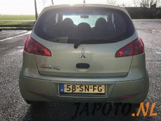 Mitsubishi Colt Colt (Z2/Z3), Hatchback, 2004 / 2012 1.3 16V picture 6