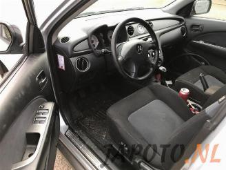 Mitsubishi Outlander Outlander (CU), SUV, 2001 / 2007 2.0 16V 4x2 picture 9