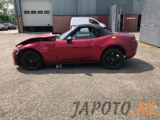 Mazda MX-5 MX-5 RF (ND), Cabrio, 2015 2.0 SkyActiv G-184 16V picture 6