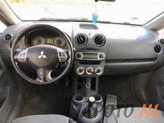 Mitsubishi Colt Colt (Z2/Z3), Hatchback, 2004 / 2012 1.3 16V picture 9