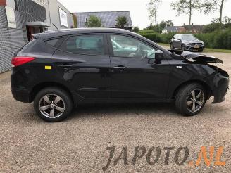 Hyundai Ix35 iX35 (LM), SUV, 2009 / 2015 2.0 16V picture 6