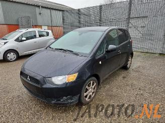 Coche siniestrado Mitsubishi Colt Colt (Z2/Z3), Hatchback, 2004 / 2012 1.3 16V 2009/8