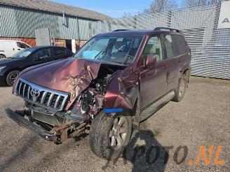 Coche siniestrado Toyota Landcruiser Land Cruiser (J12), Terreinwagen, 2002 / 2010 3.0 D-4D 16V 2004/2