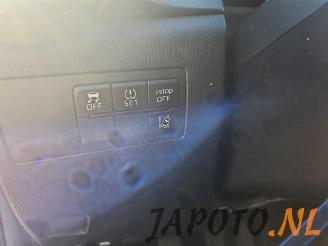 Mazda 2 2 (DJ/DL), Hatchback, 2014 1.5 SkyActiv-G 90 picture 13