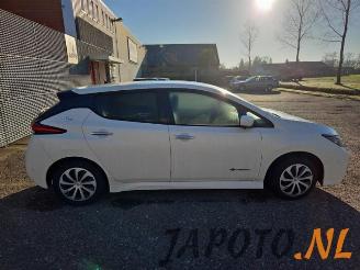 Nissan Leaf Leaf (ZE1), Hatchback, 2017 39/40kWh picture 6