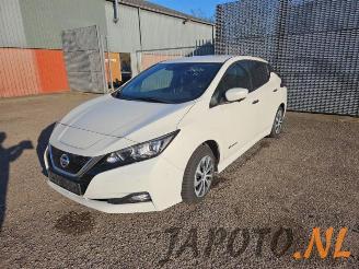 Nissan Leaf Leaf (ZE1), Hatchback, 2017 39/40kWh picture 1