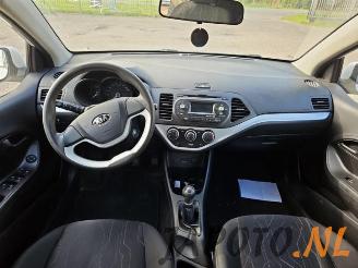 Kia Picanto Picanto (TA), Hatchback, 2011 / 2017 1.0 12V picture 9