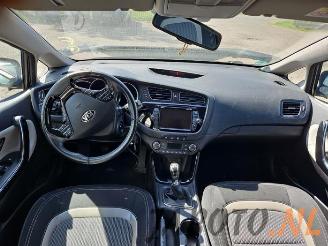 Kia Cee d Cee'd (JDB5), Hatchback 5-drs, 2012 / 2018 1.6 CRDi 16V VGT picture 9