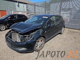 Vrakbiler auto Kia Cee d Cee'd (JDB5), Hatchback 5-drs, 2012 / 2018 1.6 CRDi 16V VGT 2015/7
