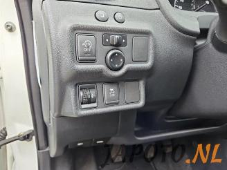 Nissan Note Note (E12), MPV, 2012 1.2 68 picture 13