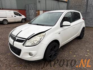 Vrakbiler auto Hyundai I-20 i20, Hatchback, 2008 / 2015 1.4i 16V 2009/6