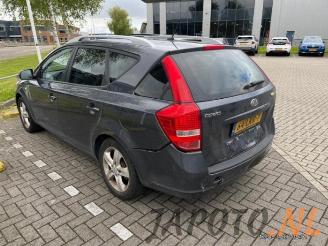 Kia Cee d Cee'd Sporty Wagon (EDF), Combi, 2007 / 2012 1.4 16V picture 2