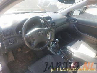 Toyota Avensis Avensis Wagon (T25/B1E), Combi, 2003 / 2008 2.0 16V VVT-i D4 picture 6