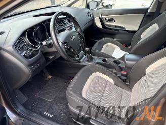 Kia Cee d Cee'd Sportswagon (JDC5), Combi, 2012 / 2018 1.6 GDI 16V picture 12