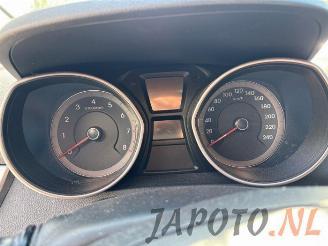 Hyundai I-30 i30 Wagon (GDHF5), Combi, 2012 1.6 GDI Blue 16V picture 16