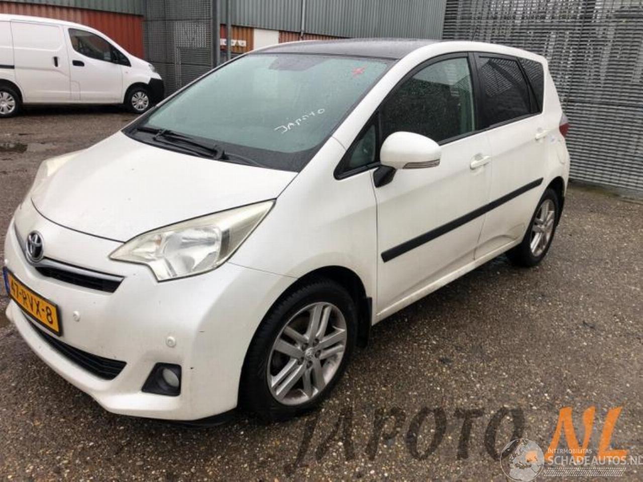 Toyota Verso S Verso S, MPV, 2010 / 2016 1.33 16V Dual VVT-I
