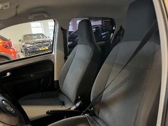 Volkswagen Up! 1.0 move up! BlueMotion picture 15