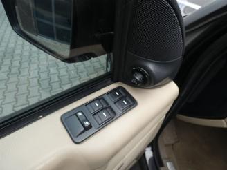 Land Rover Range Rover sport 4.4 V8 HSE YOUNGTIMER LAGE BIJTELLING!! picture 17