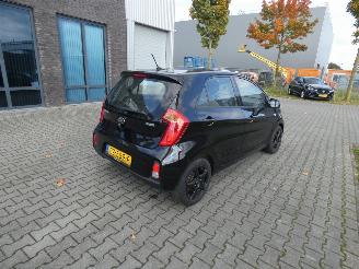 Kia Picanto 1.0 CVVT ComfortLine picture 3