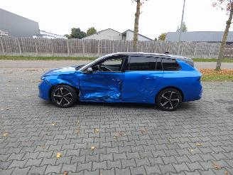 Opel Astra SPORTS TOURER 1.2 Bns Elegance picture 29