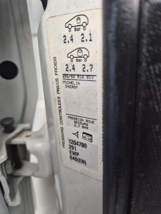 Citroën C4 Berline (LC) Hatchback 5-drs 1.4 16V (ET3J4(KFU)) [66kW][90PK] 5-BAK picture 9