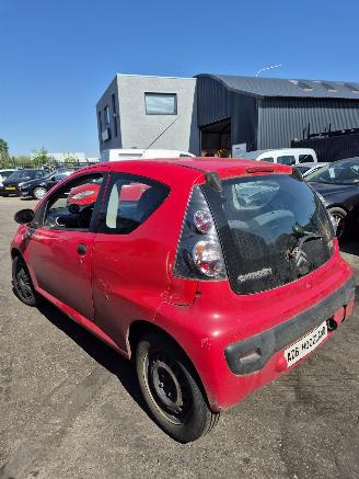 Citroën C1 Hatchback 1.0 12V (1KR-FE(CFB)) [50kW] 5-BAK picture 5