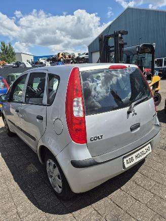 Mitsubishi Colt (Z2/Z3) Hatchback 1.1 12V (3A91) [55kW] 5-BAK picture 5