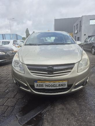 demontáž osobní automobily Opel Corsa D Hatchback 1.4 16V Twinport (Z14XEP(Euro 4)) [66kW] 2008/1