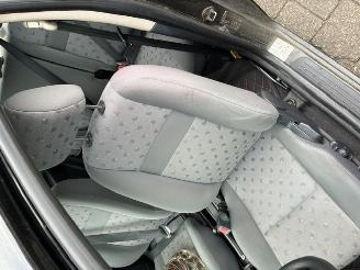 Hyundai Getz Hatchback 1.1i 12V (G4HD) [46kW] 5-BAK picture 7